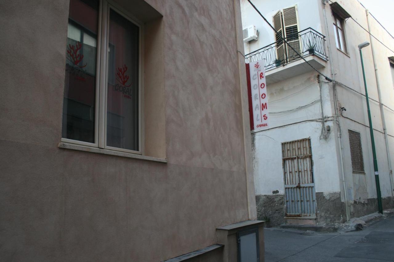 Coral Rooms Torre del Greco Buitenkant foto