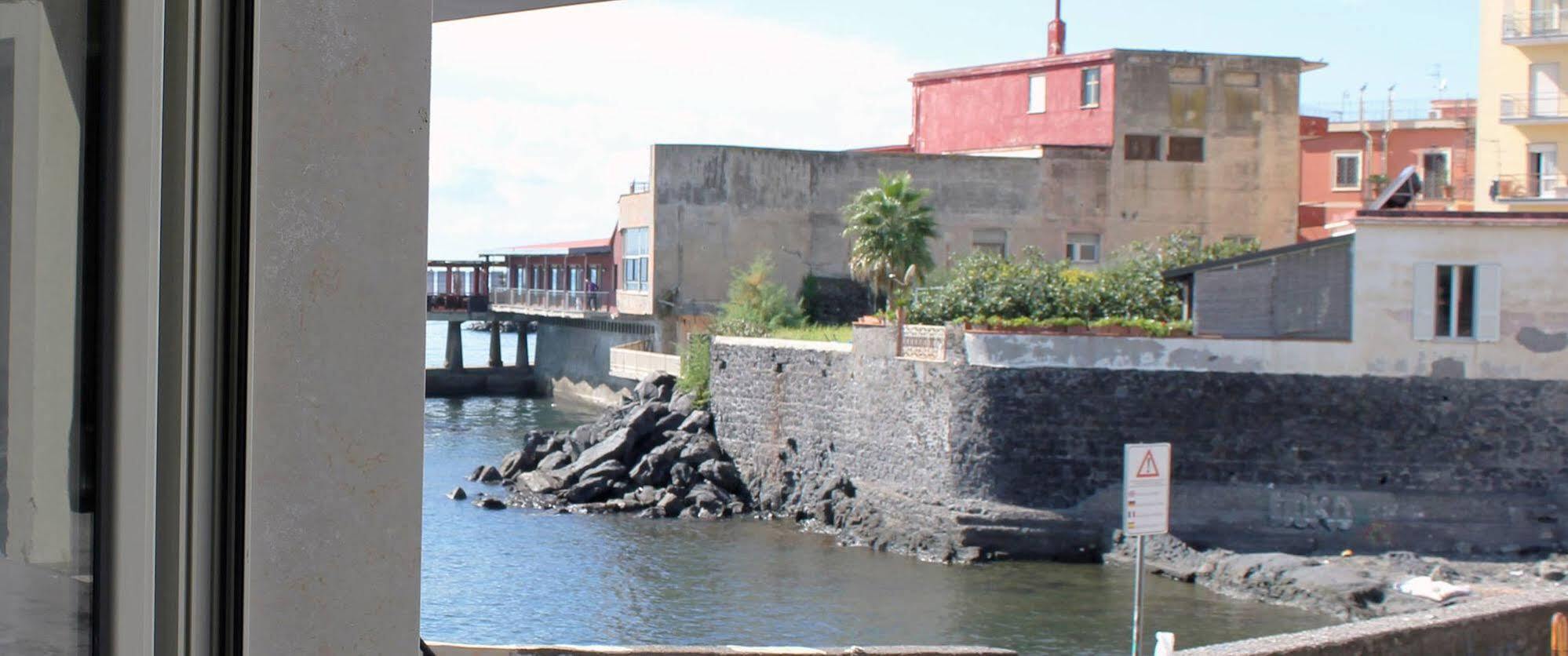 Coral Rooms Torre del Greco Buitenkant foto